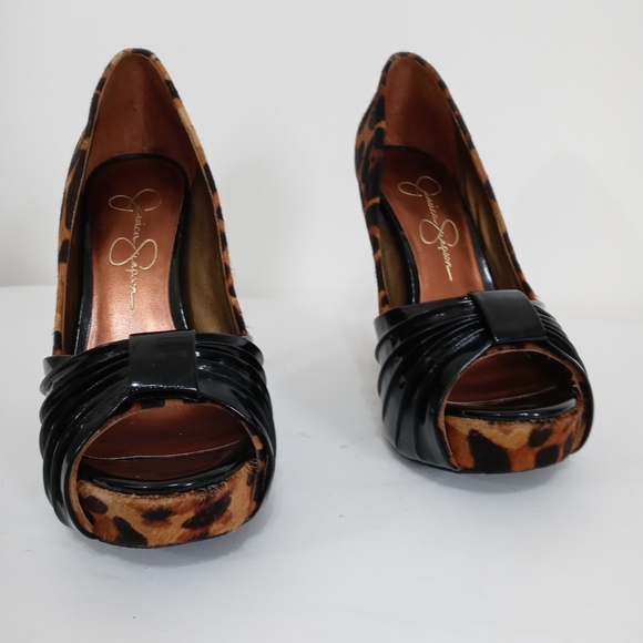 Jessica Simpson cheetah leopard heels - Picture 7 of 15